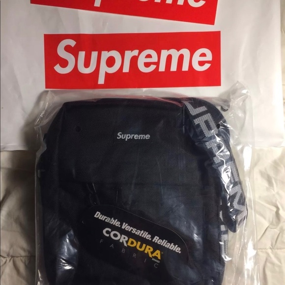 Supreme messenger bag - Picture 2 of 2